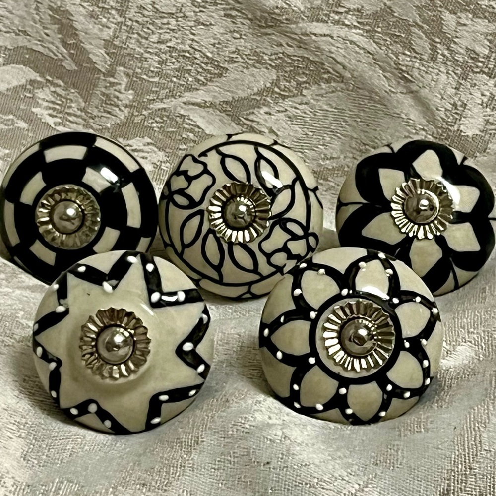 Ceramic Drawer Pulls